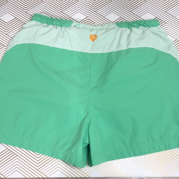 Pearl Izumi green running short - Picture 8 of 8